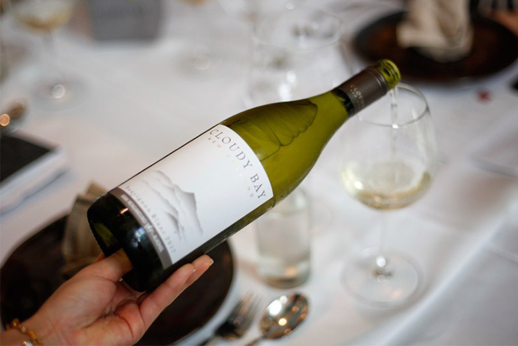Ecochic-cloudy-bay-2017-sauvignon-blanc-3.jpg